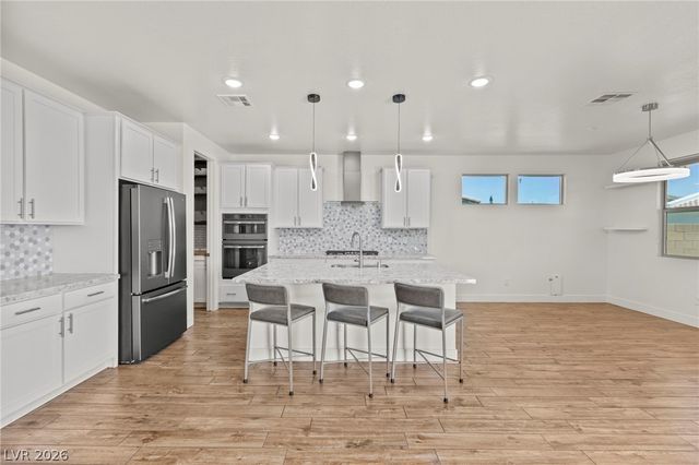 8320 Carabiner Court, Las Vegas, NV 89166