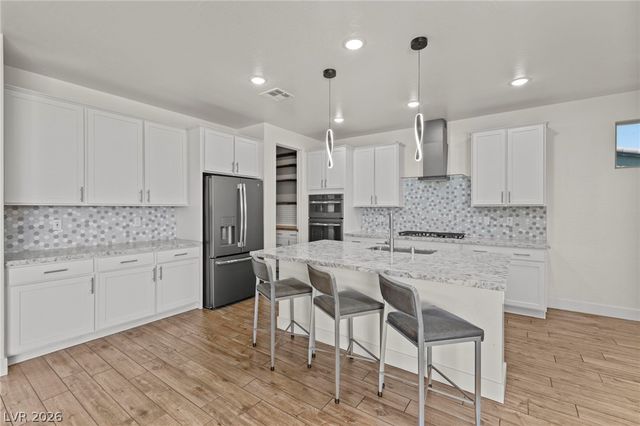 8320 Carabiner Court, Las Vegas, NV 89166