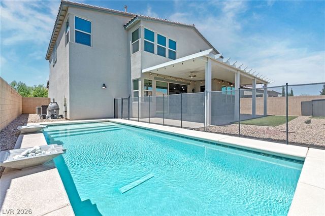 8320 Carabiner Court, Las Vegas, NV 89166