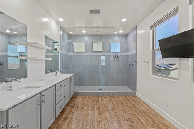 8320 Carabiner Court, Las Vegas, NV 89166