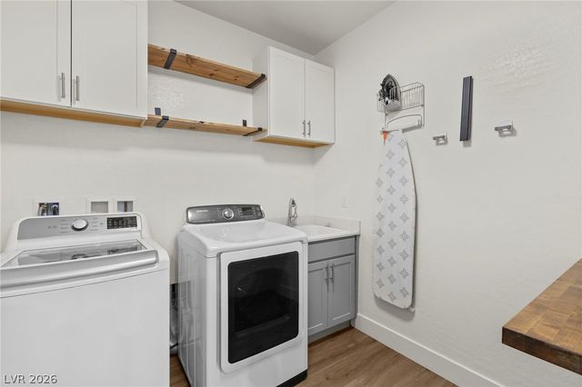 8320 Carabiner Court, Las Vegas, NV 89166