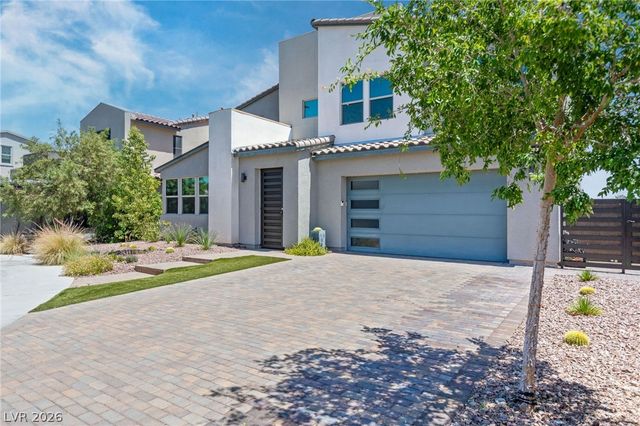 8320 Carabiner Court, Las Vegas, NV 89166