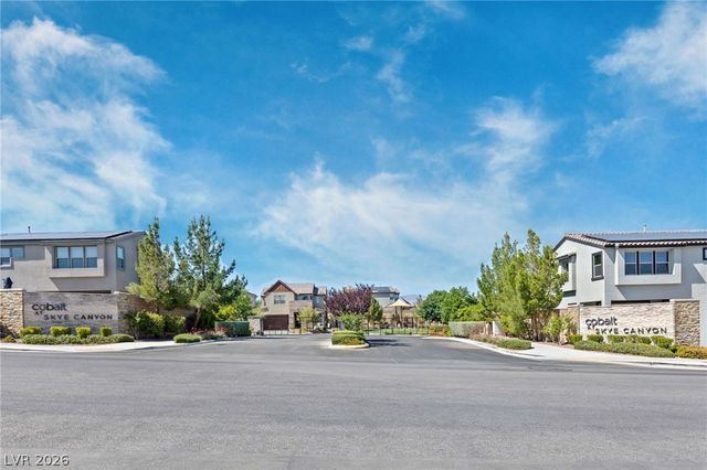 8320 Carabiner Court, Las Vegas, NV 89166