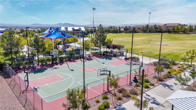 8320 Carabiner Court, Las Vegas, NV 89166