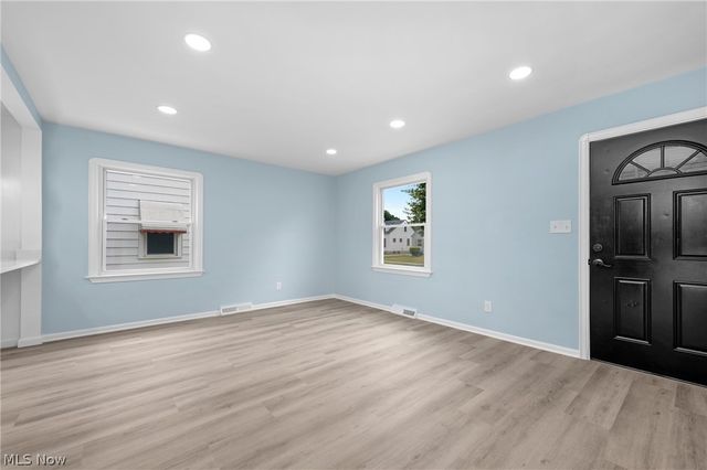 12416 Mortimer Avenue, Cleveland, OH 44111