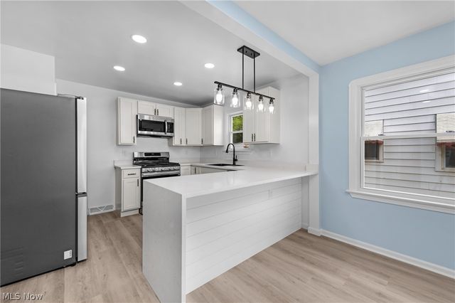 12416 Mortimer Avenue, Cleveland, OH 44111