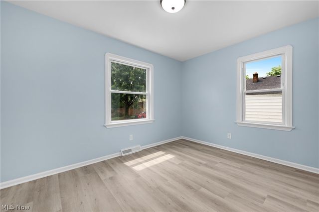 12416 Mortimer Avenue, Cleveland, OH 44111