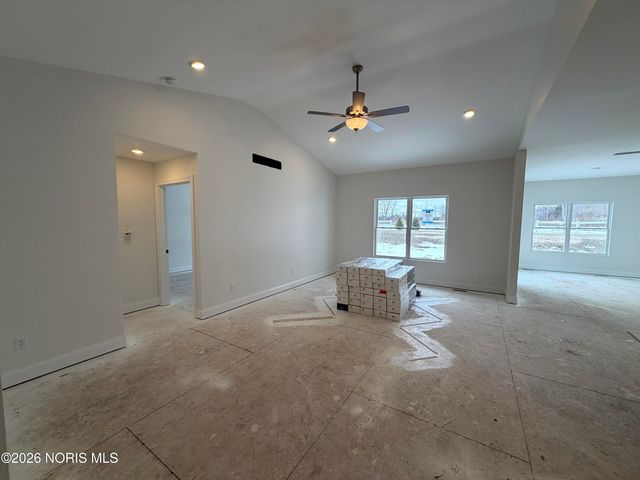 5032 Easton Drive, Oregon, OH 43616