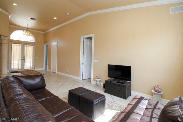 2310 2nd AVE SE, Naples, FL 34117