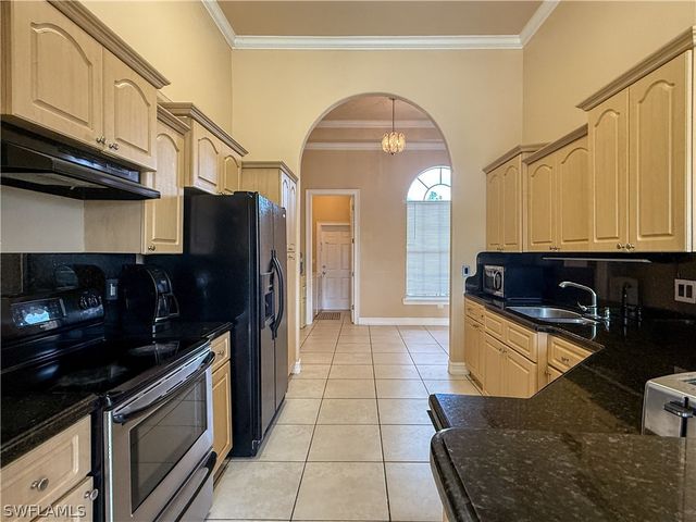 2310 2nd AVE SE, Naples, FL 34117