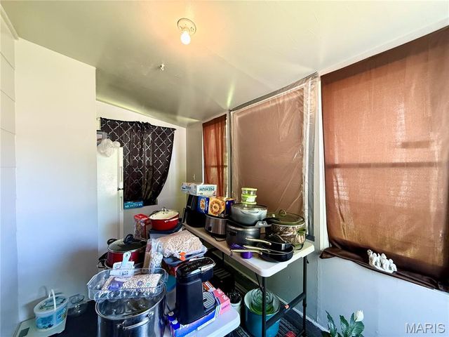 7506 W Florissant Avenue, St Louis, MO 63136