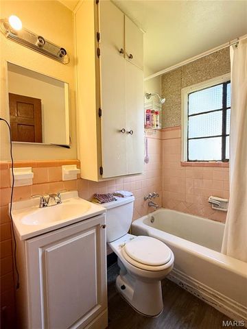 7506 W Florissant Avenue, St Louis, MO 63136