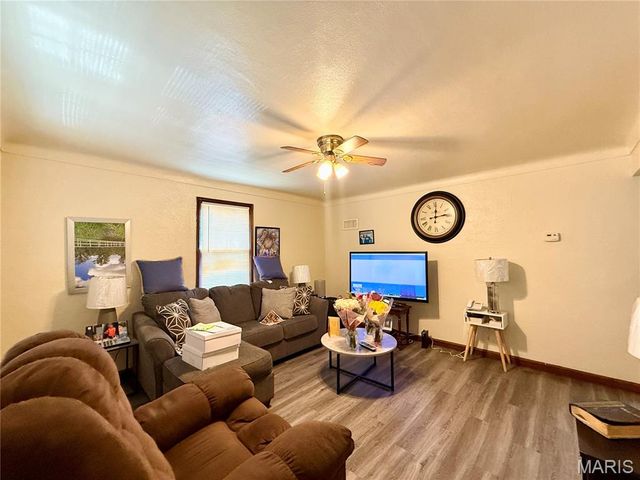 7506 W Florissant Avenue, St Louis, MO 63136