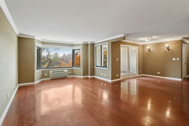 470 Fawell Boulevard 320, Glen Ellyn, IL 60137