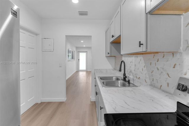 401 SW 25th Ave, Fort Lauderdale, FL 33312