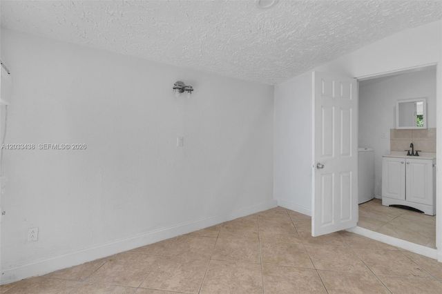 401 SW 25th Ave, Fort Lauderdale, FL 33312