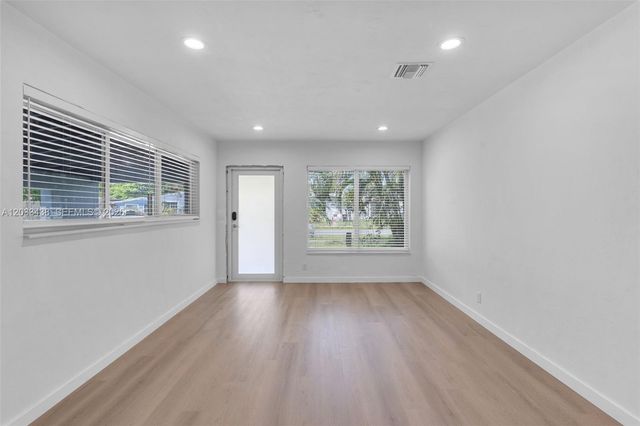 401 SW 25th Ave, Fort Lauderdale, FL 33312
