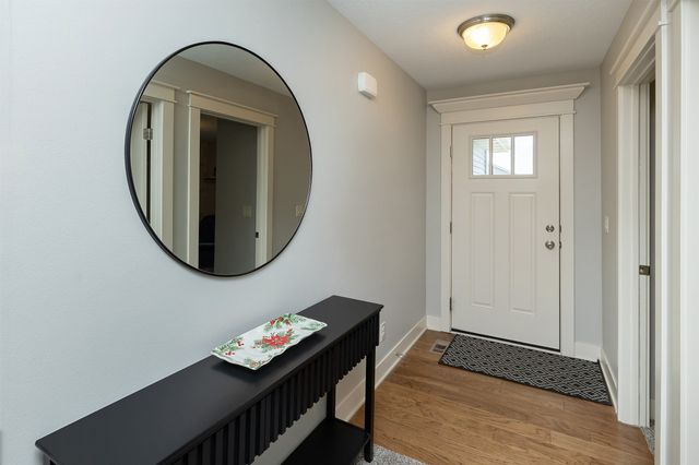 2909 SW Country Lane, Ankeny, IA 50023