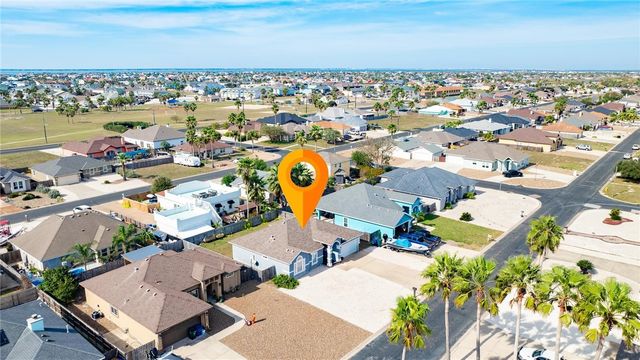 15609 ESCAPADE St, Corpus Christi, TX 78418