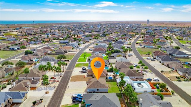 15609 ESCAPADE St, Corpus Christi, TX 78418