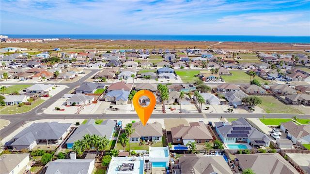 15609 ESCAPADE St, Corpus Christi, TX 78418