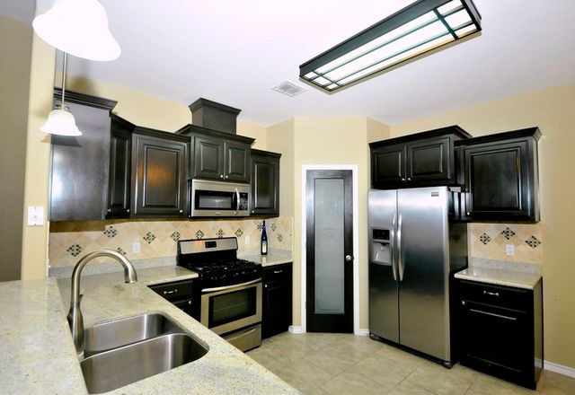 15609 ESCAPADE St, Corpus Christi, TX 78418