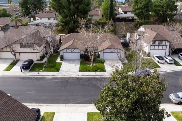 28291 Bockdale Ave., Canyon Country, CA 91387