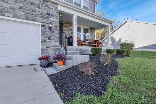 793 Francis Drive, Heath, OH 43056