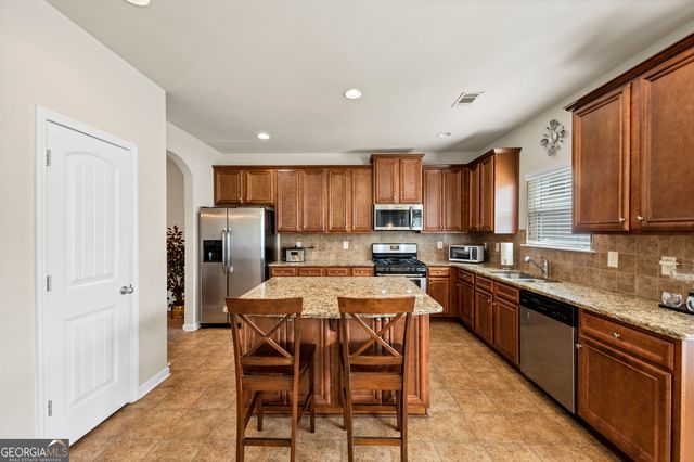 108 Christopher Michael Lane, Hampton, GA 30228