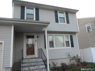 131 Infield Street, Bridgeport, CT 06606