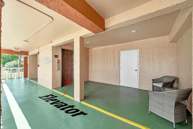 9818 Marina Boulevard 1225, Boca Raton, FL 33428