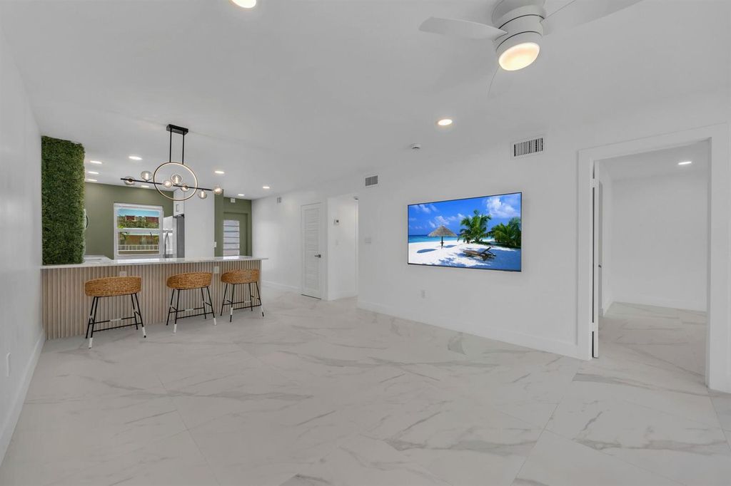 9818 Marina Boulevard 1225, Boca Raton, FL 33428
