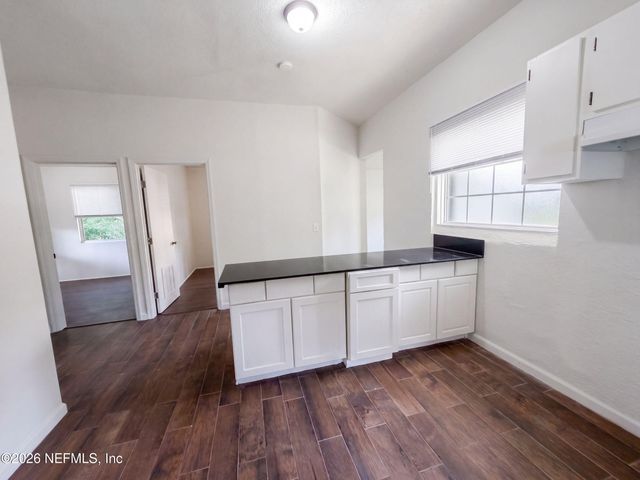 1834 BROOKER Road, Jacksonville, FL 32207