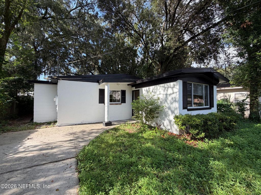 1834 BROOKER Road, Jacksonville, FL 32207
