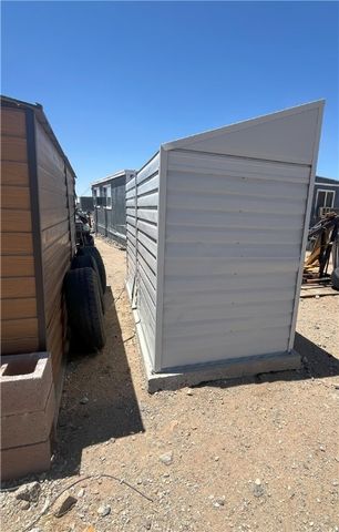 7352 W Ninth Street, Dolan Springs, AZ 86441