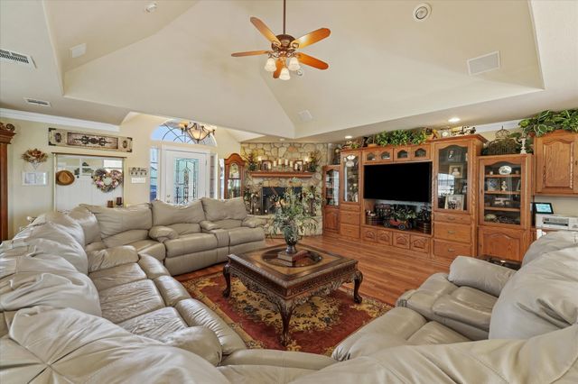 6 Park Lane, Lucas, TX 75002