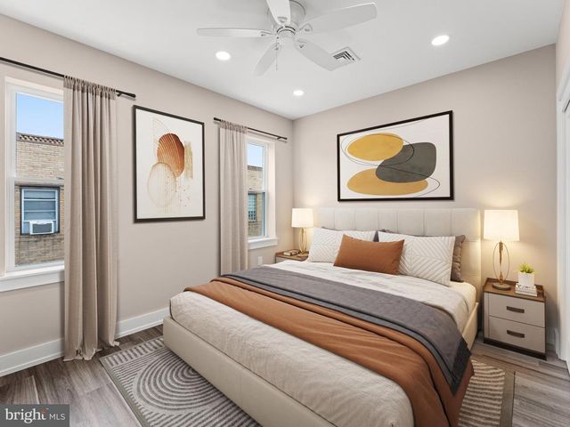 2428 S SARTAIN ST, Philadelphia, PA 19148