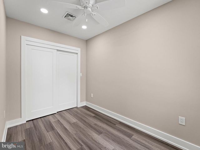 2428 S SARTAIN ST, Philadelphia, PA 19148