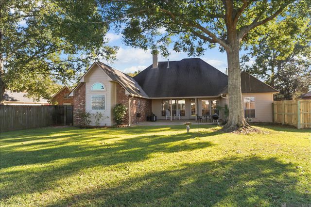 37124 Longwood Ave, Prairieville, LA 70769