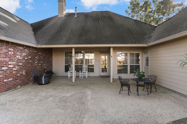 37124 Longwood Ave, Prairieville, LA 70769