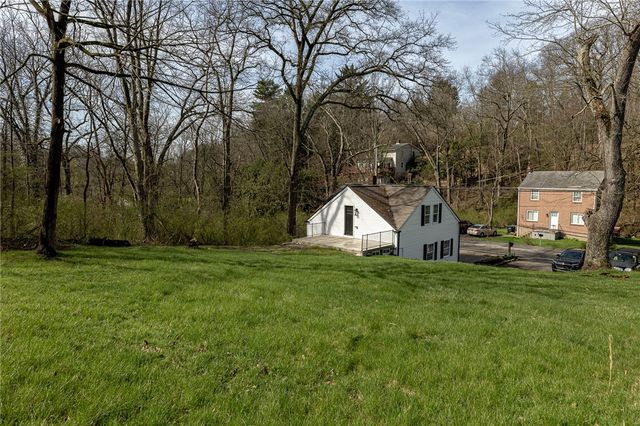 4978 South Pioneer Rd, Hampton, PA 15044