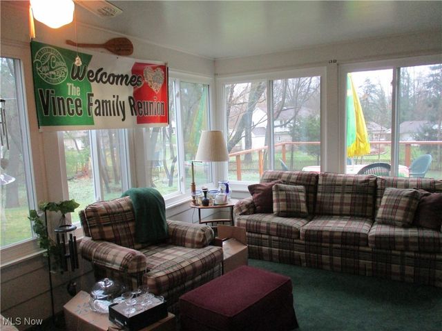 1303 Stonington Drive, Youngstown, OH 44505