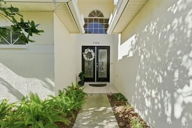 4308 AVENUE CANNES, Lutz, FL 33558