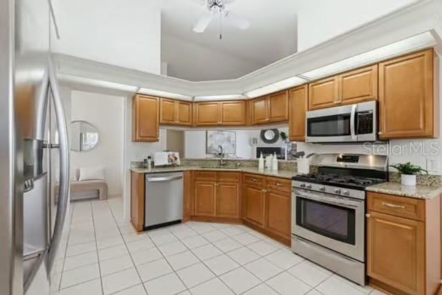 4308 AVENUE CANNES, Lutz, FL 33558