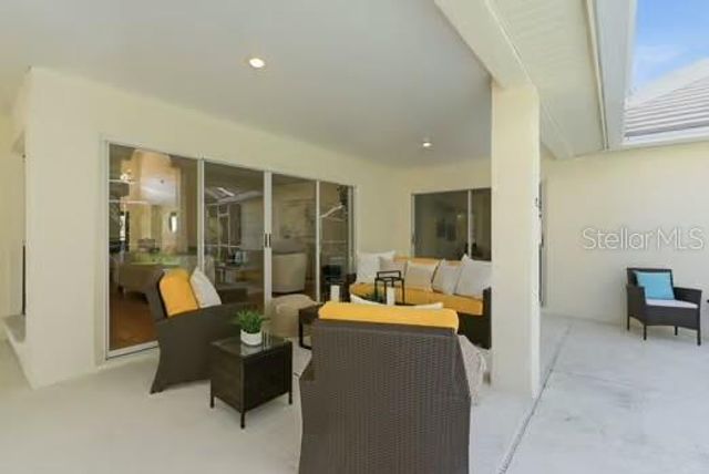 4308 AVENUE CANNES, Lutz, FL 33558