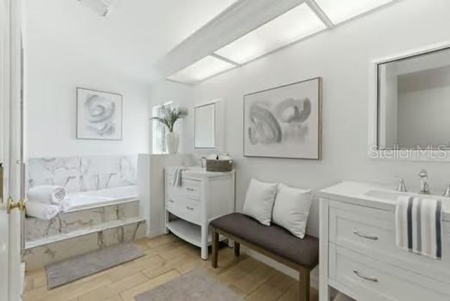 4308 AVENUE CANNES, Lutz, FL 33558