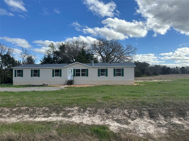 230 Largo Street, Bonham, TX 75418