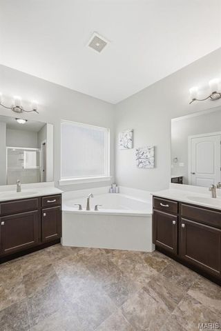 43 Deerfield Court, Wentzville, MO 63385