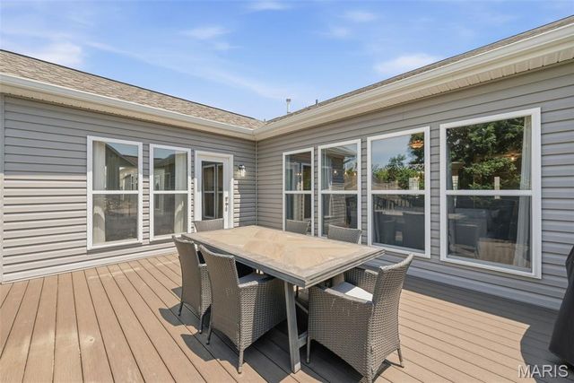43 Deerfield Court, Wentzville, MO 63385