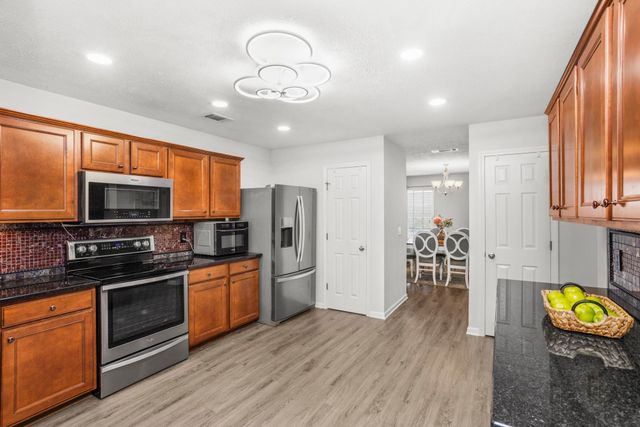 1006 Patmore Ln, Hendersonville, TN 37075